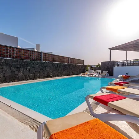 Inma Calero By Вилла