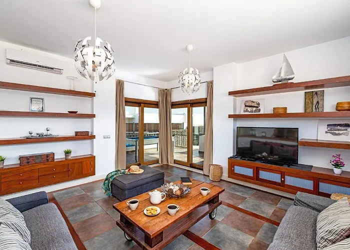 Inma Calero By 푸에르토카레로